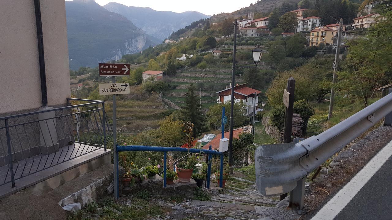 Villa Casa Vacanze Da Oscar Triora Exterior foto